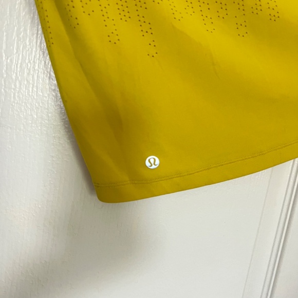 EUC Lululemon Train to Be Short Sleeve Shirt Soleil - Picture 3 of 5